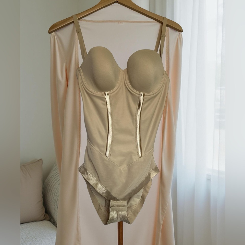 Maidenform Cream Shapewear Bodysuit with Underwire Support